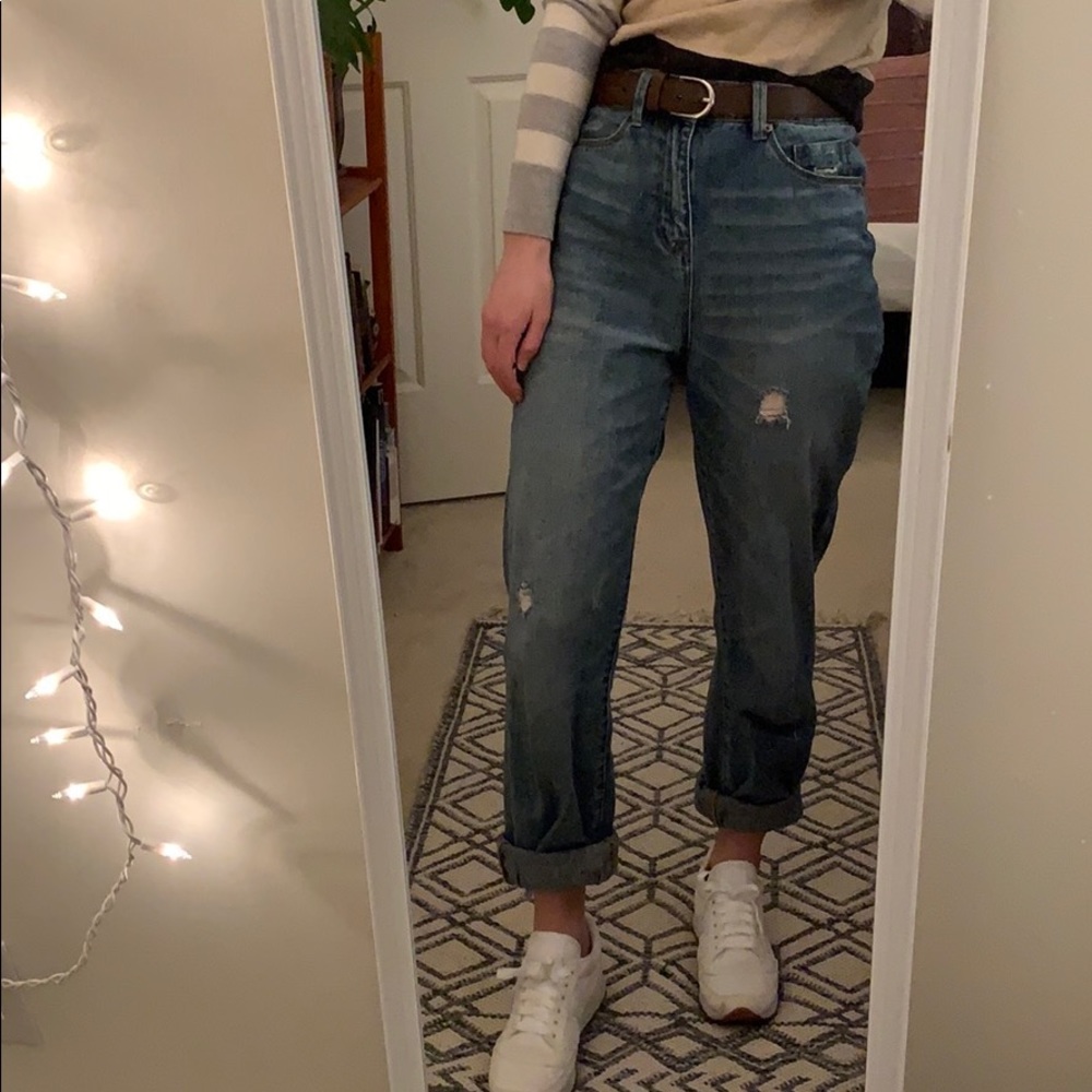 Urban Outfitters Mom Jeans